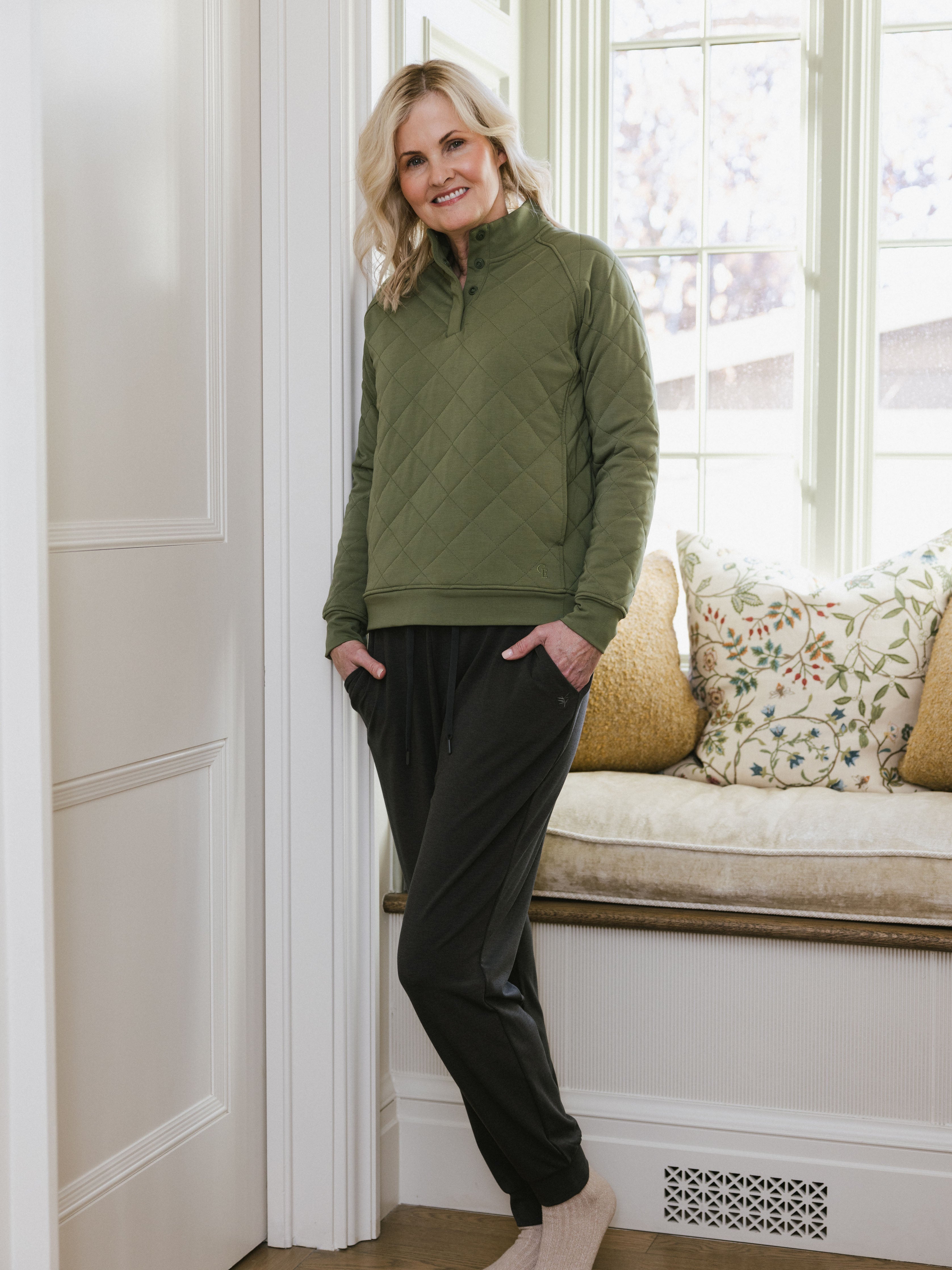 Pull Matelassé Femme en Bambou Brossé Ultra-Doux avec Boutons-Pression Élégants