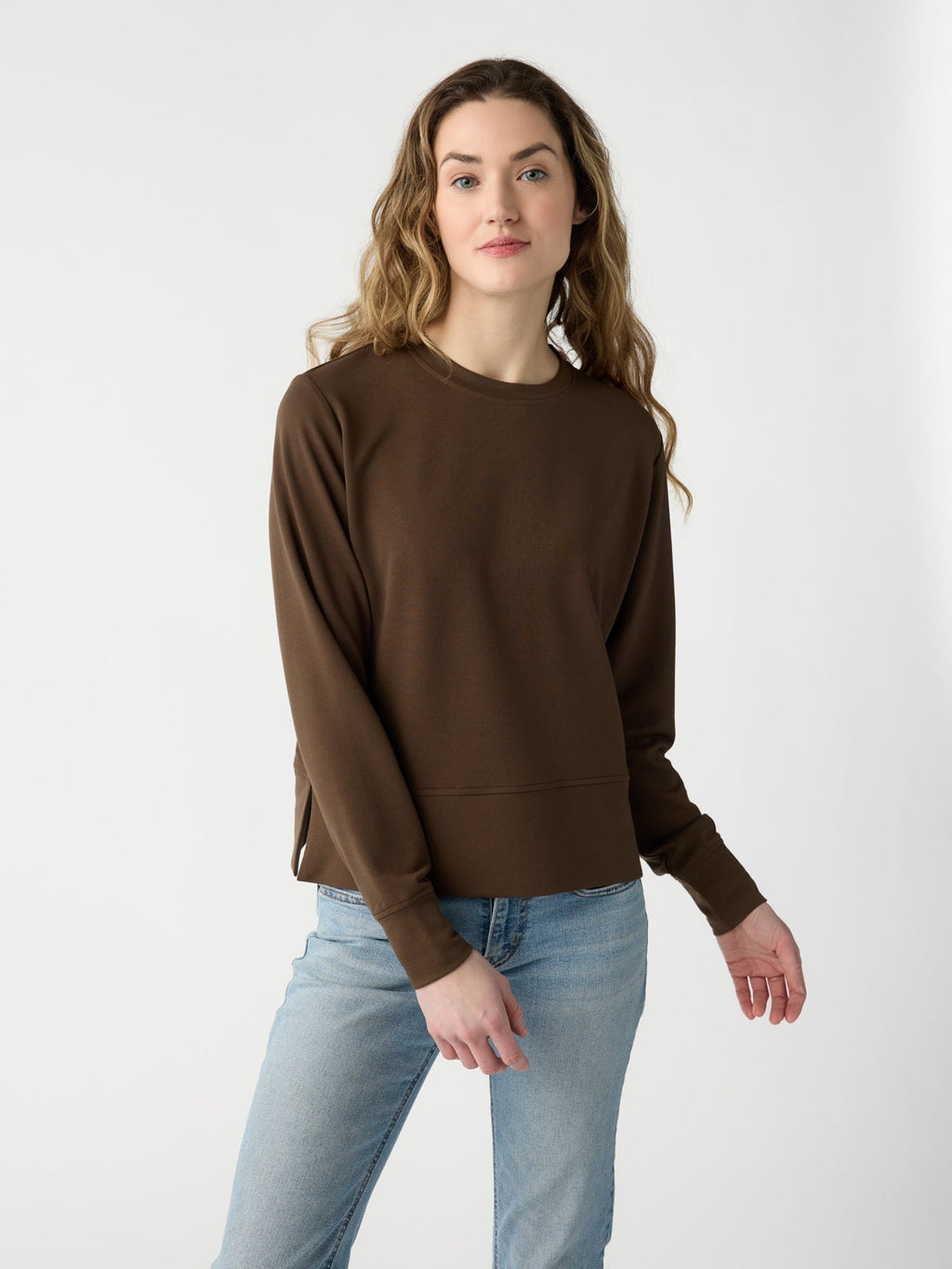 Pull Col Rond StudioLite Femme Léger Confortable Polyvalent pour Style Décontracté Cozy Earth