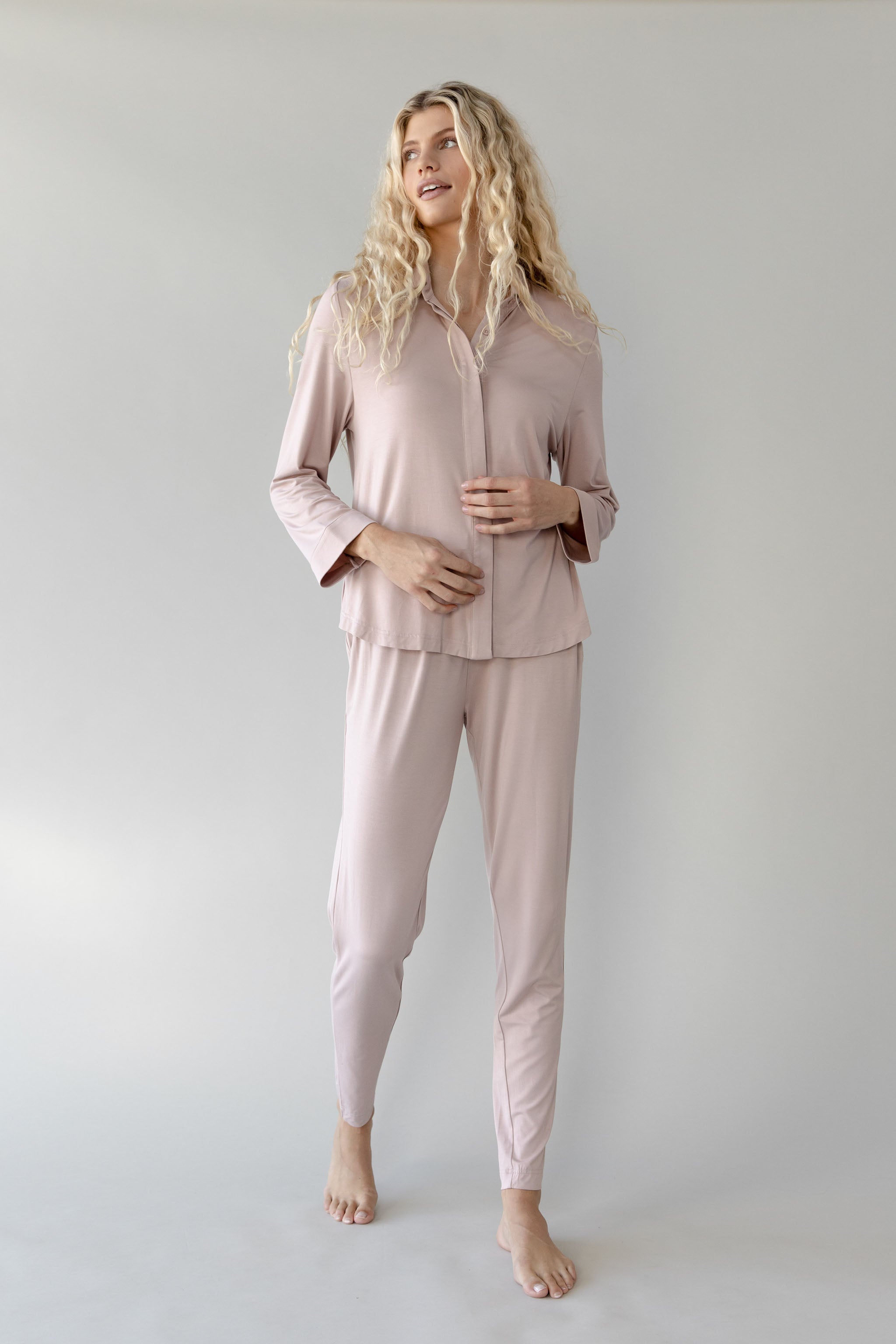 Chemise Boutonnée Femme en Bambou Extensible Col Polo Manches Longues – Confort Ultime