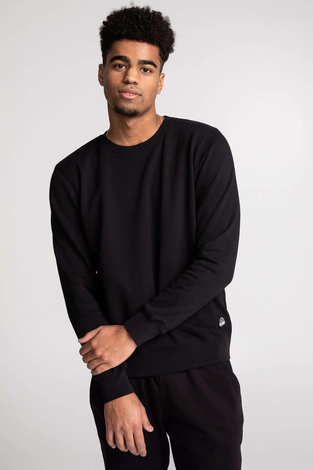 Chandail Unisexe Coton Ouaté Doux Col Rond Uni Confort Optimal Style Intemporel Sans Logo