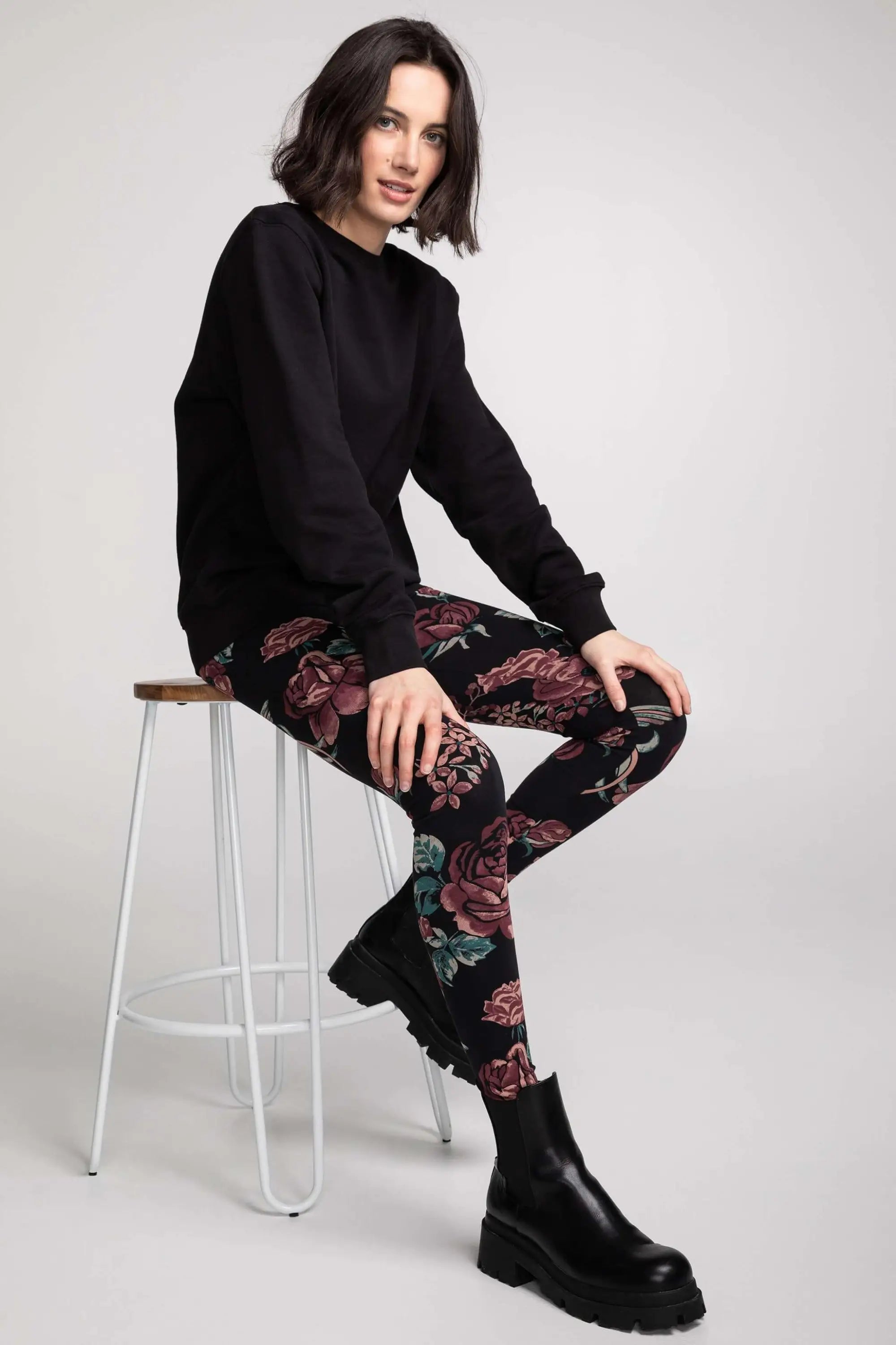 Chandail Unisexe Coton Ouaté Doux Col Rond Uni Confort Optimal Style Intemporel Sans Logo