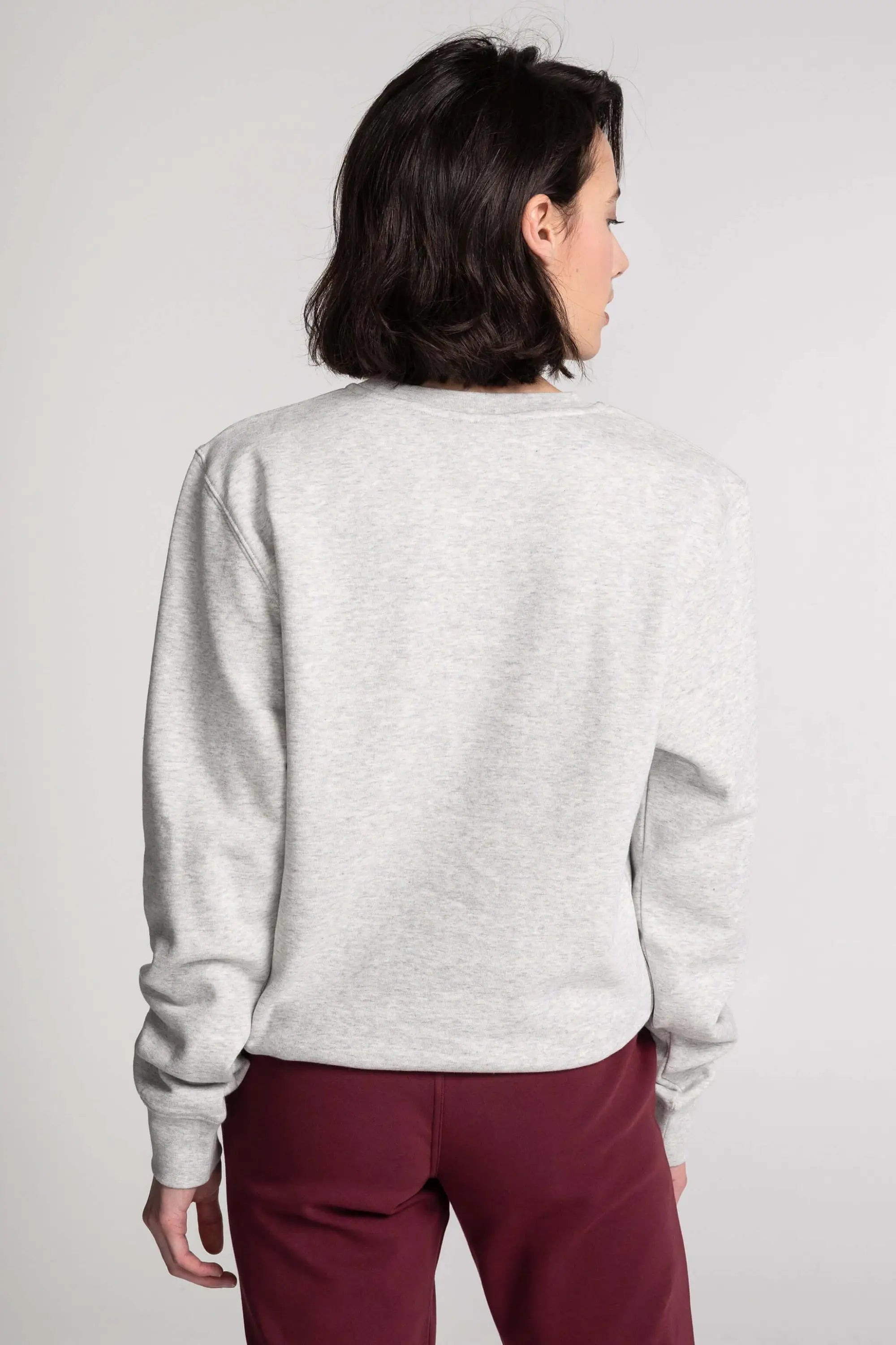 Chandail Unisexe Coton Ouaté Doux Col Rond Uni Confort Optimal Style Intemporel Sans Logo