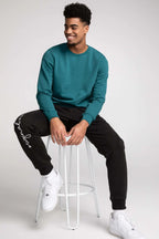 Chandail Unisexe Coton Ouaté Doux Col Rond Uni Confort Optimal Style Intemporel Sans Logo